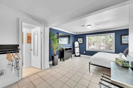 Islands Inn on the Drive Отели в г. Уилтон Манорс