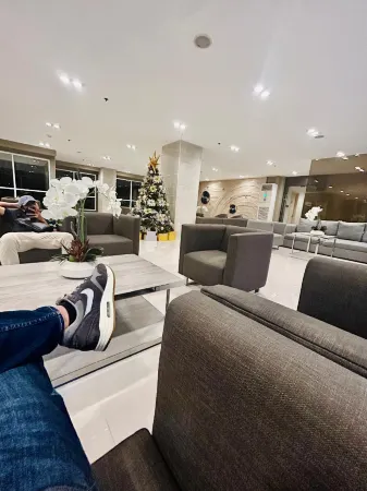 Sea Residences Moa-Eric Apartments