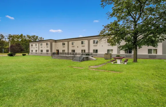 新澤西 - 內普頓蒂頓瀑布6號汽車旅館