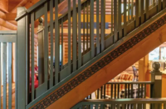 Spacious Log Cabin for 16+ at ThePinecrestChalet Hot tubs, air hockey, fireplace