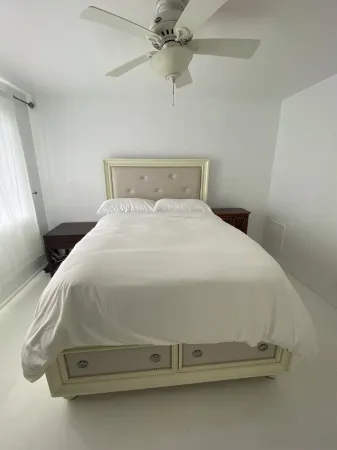 LUXE 2-bedroom Malibu apartment on the sand