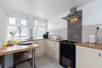 The Cozy Terrace. Two bedroom, terraced house in the centre of Guisborough. Hotel a Guisborough