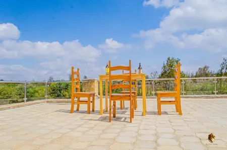 Countryside Family Friendly Villa at the Slopes of Mt.Kenya with Rhino Watch Top Отели в г. Ньери