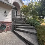 Charming 1-bedroom downstairs unit / suite with living room and AC in Marysville