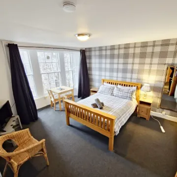 Edinburgh Backpackers Hotels near National Museum of Scotland