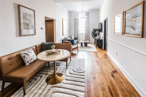 360 King Boutique Suites - Condos