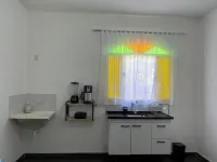 Flat with air conditioning, balcony and beautiful view of Ibituruna. Near Samaritan Hospital