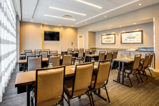 Hampton Inn Boston/Waltham