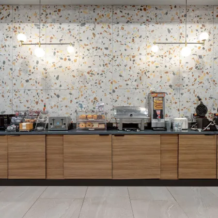 La Quinta Inn & Suites by Wyndham Sherman