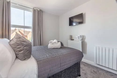 Host & Stay - the Bull Inn, 3 Double Rooms Hotels in Fernhill Heath