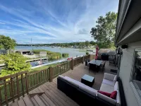 Luxurious Waterfront Family Retreat on Crooked Lake, Angola, IN.