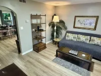 Washer, Dryer, Desk, Smart TV, Blackout Shades, Fully Stocked Kitchen Cookware