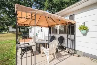 Winter Retreat-Close to Swiss Valley Ski & Trails