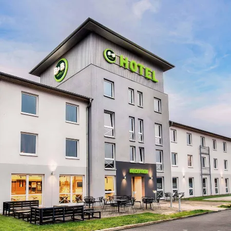 B&B HOTEL Kassel-Süd Отели рядом с достопримечательностью «Стадион «Ауэштадион»»