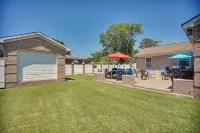 Centrally Located Hampton Home 6 Mi to Downtown! - parking