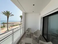 Superb apartment in the city center, sea view