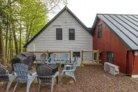 Charming 3-Bedroom House. Walk to Sunapee Harbor and Short Drive to Mt. Sunapee