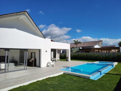 Beautiful 3 BR Villa in Tracadero Beach Resort