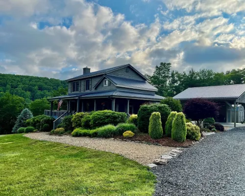 Evergreen, mountain cabin 3mi south of Blowing Rock, NC, views, creek, 56 acres. Hotels in Caldwell County