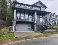 Hilltop Haven | Brand New Guest Suite | Serene, & Close to the City 코퀴틀럼 스퀘어 주변 호텔