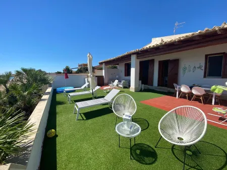 The House on the Beach: Dimora Elma