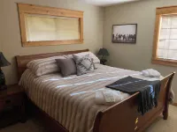 Spacious 5-bedroom house with AC, WiFi, SHARC passes in beautiful Sunriver! - โฮมสเตย์