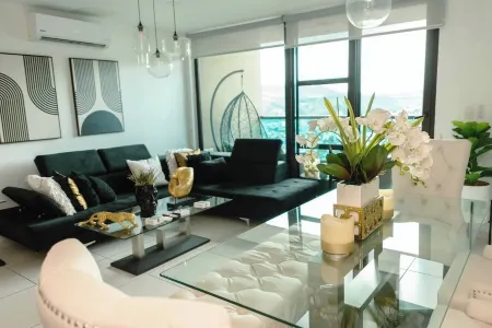 Luxury 3BR Penthouse in Astria