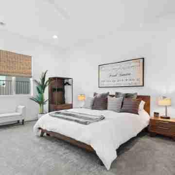 PGA West Cotton Candy Skies- pool, hot tub, mountain views, private clubhouse Rooms