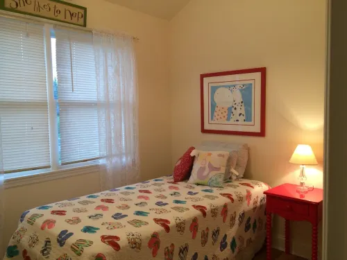 WATERFRONT, PRIVATE SANDY BEACH ON PECONIC BAY