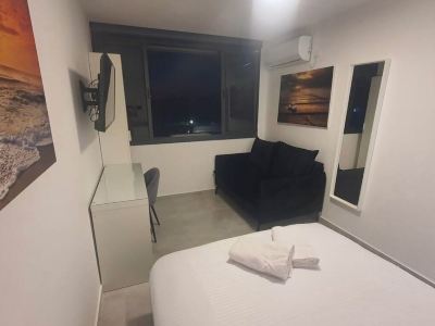 Charming 1-bedroom apartment in delightful Bat Yam with AC, WiFi