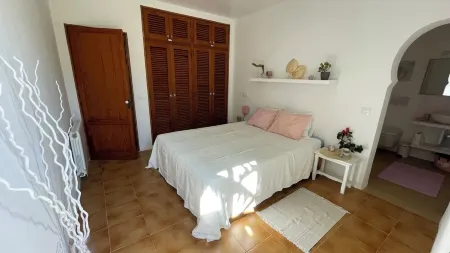 Son Floriany - House with private pool and lounge Отели в г. Cala Bona