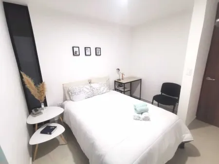 Comfortable DOWNTOWN Suite surrounded by nature