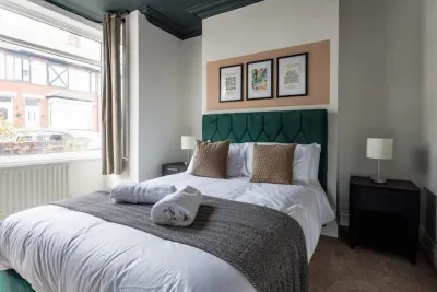 Coastal elegance at Seaham Lodge Hoteles cerca de Rosebud Ceramics