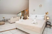 City oasis Fulda with flair I Whirlpool I Balcony I 2xParking I Coffee I WLAN Hotels in Kunzell