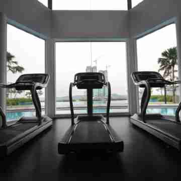 Teega Residence,20+floor, sea&pool view, near HelloKityland, Legoland,Gleneagle Fitness & Recreational Facilities