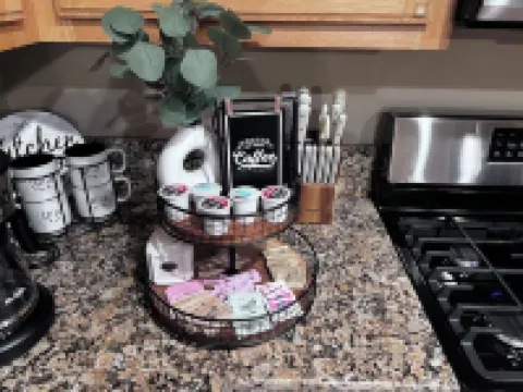 Comfy Home/Travel Nurse/Work/Long Stays/Vacation Stays.