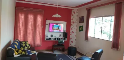 HOUSE NEAR 2 SHOPPING CENTERS - well located Hotels in 