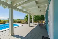 Charming 1-Bedroom Apartment on Beautiful St. Croix, USVI with Pool & Ocean View