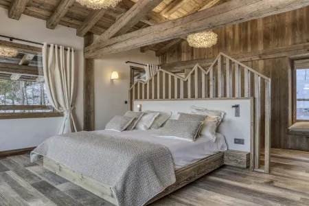 Chalet with panoramic view of Mont Blanc Отели в г. Комблу