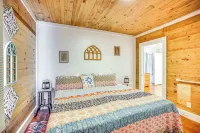 Historic Hawkins House Located on Sewanee Campus - Wifi