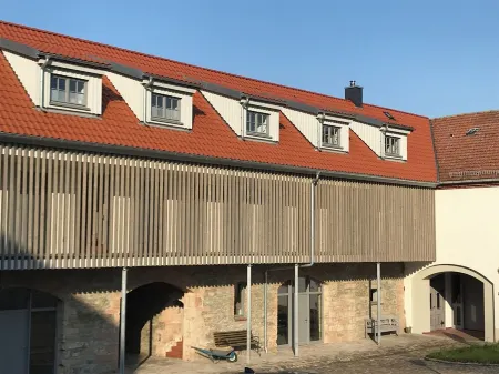 Sunny and cozy top floor apartment with a view of the countryside