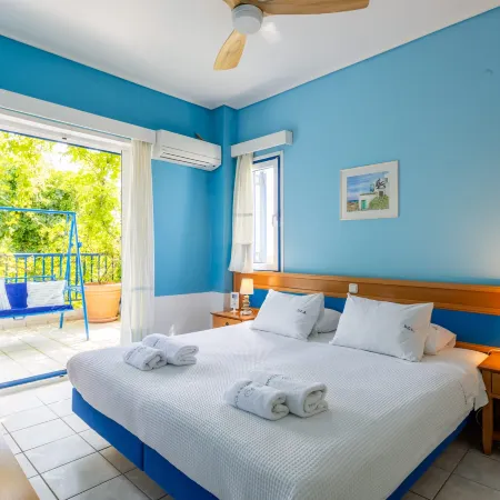 Daphne's Club Hotel Apartments