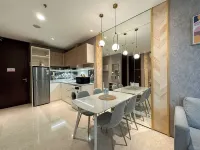 Tranquil And Modern Haven 2Br At The Rosebay Apartment - 4-Star