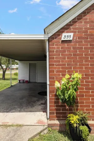 2BR house minutes from Holston Valley & Eastman