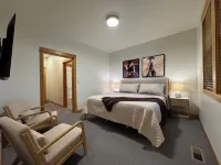 Family Friendly Fremont Crossing Home, 3 Kings, Bunk Room, Hot Tub, Sharc Passes