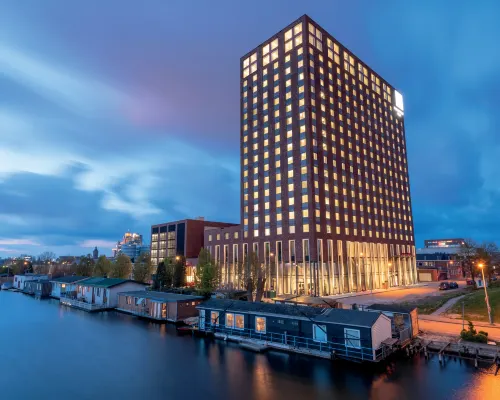 Leonardo Royal Hotel Amsterdam Hotels near AMOLF