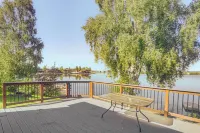 Lakefront Fairbanks Home w/ Private Beach!