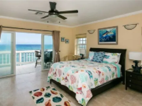 Mahogany Point 5: 3 BR / 3 BA villa in North Side, Sleeps 6 Hotels in North Side