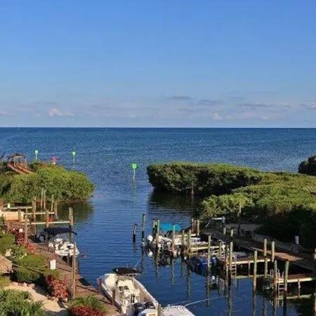 Stylish & Comfortable Condo with Breathtaking Views – Fully Remodeled Dec 2024
