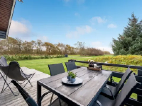 "Engeline" - 300m to the Fjord Hotels in Vemb